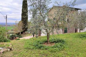 PORZIONE DI BIFAMILIARE A PERUGIA