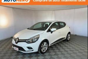 RENAULT Clio AK74321
