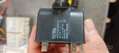 condensatori 440vac da 8uf 4 pezzi.