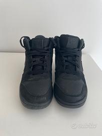 Nike Court Borough Mid