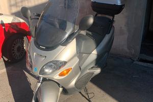 Scooter piaggio X9