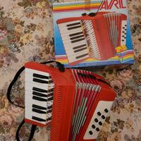 Fisarmonica Giocattolo - Avril - Accordion - Easy 