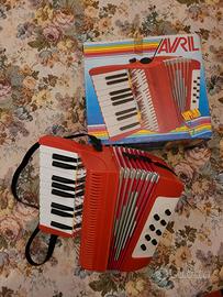 Fisarmonica Giocattolo - Avril - Accordion - Easy 