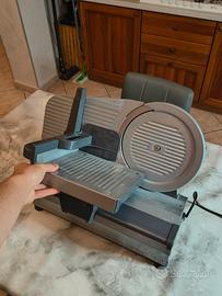 Affettatrice professionale 25 cm ottime condiz