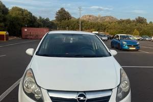 Opel corsa 1.3 GPL