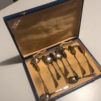 Set con di cucchiaini d’argento 1000 con scatola