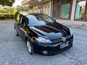 Volkswagen Golf 2.0 TDi 110cv Neopatentati uniprop