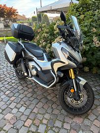 Honda X-Adv 750 abs Travel edition