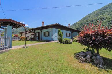 BIFAMILIARE A VESTONE