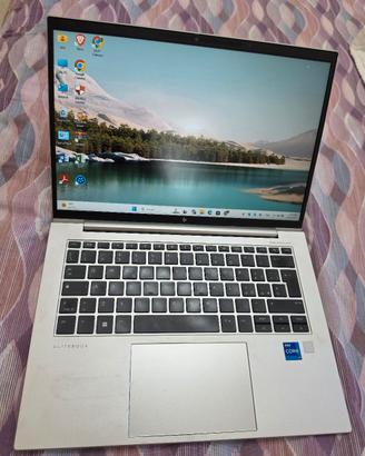 HP EliteBook 840 G10 (14") i7