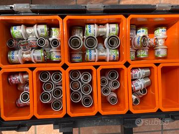 87 pz  raccordi a pressare Uponor S-Press PLUS 32-