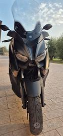XMAX 300 Iron Max – Anno 2019