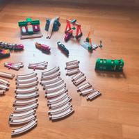 Set pista Brio con accessori e trenini