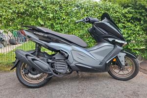 Malaguti Madison 125-MOTORE A LIQUIDO-ABS