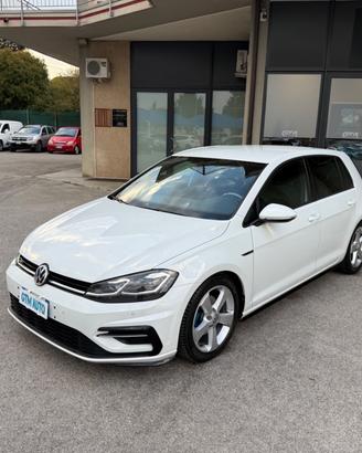 Volkswagen Golf 7 R-LINE - 1.5 TSI 150 cv - 79000K