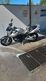  suzuki gsr 600