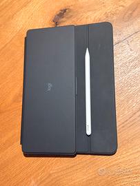 IPad Air 5a generazione con ApplePencil e tastiera