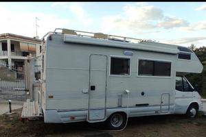 camper 7 posti viaggio e letto