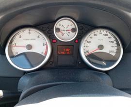 Peugeot 207 - 2011