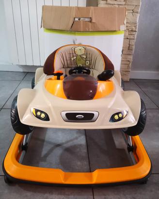 girello primi passi  a forma di auto