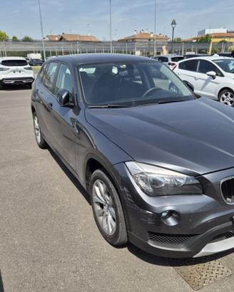 BMW X1 xDrive18d X Line