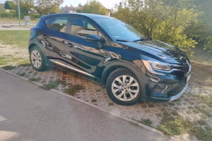Renault Captur  business 
