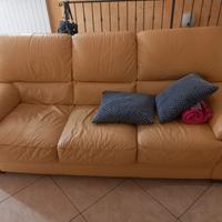 2 divani in pelle chateau d'aux 