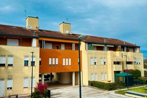 Loria - Bicamere arredato