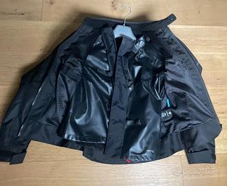 due giacche moto, uomo, donna