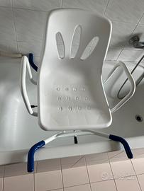 Sedia girevole per vasca