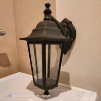 Coppia di lanterne a muro per uso interno