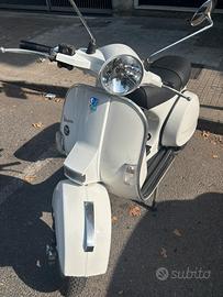 Vespa PX 150 MOD ANNIVERSARIO