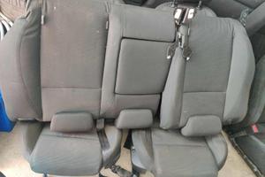 Interni Alfa Romeo Giulietta schienale elletrico