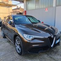 Alfa Romeo Stelvio 2.2 Turbodiesel 160 CV AT8 RWD 