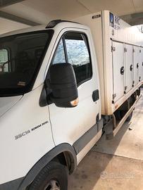 Veicolo iveco daily