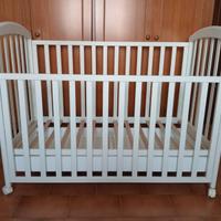 Lettino prima infanzia