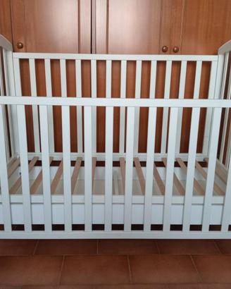 Lettino prima infanzia