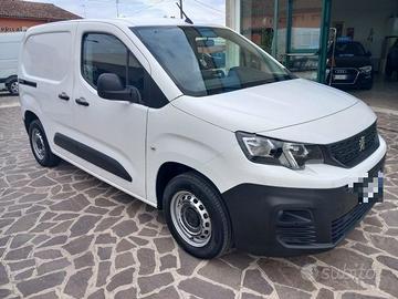 PEUGEOT Partner furgone autocarro