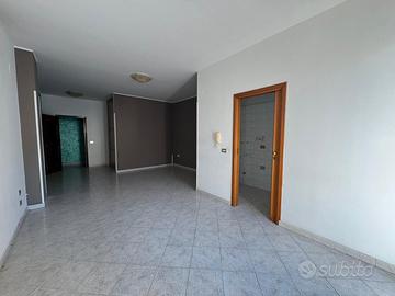 Appartamento con 4 vani e 2 servizi