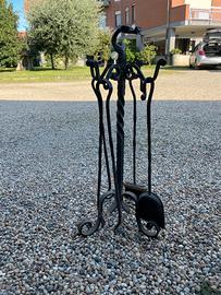 Set da  camino in ferro  battuto  Francia