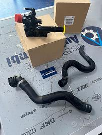 FLANGIA TERMOSTATO + MANICOTTI RADIATORE FIAT 500X