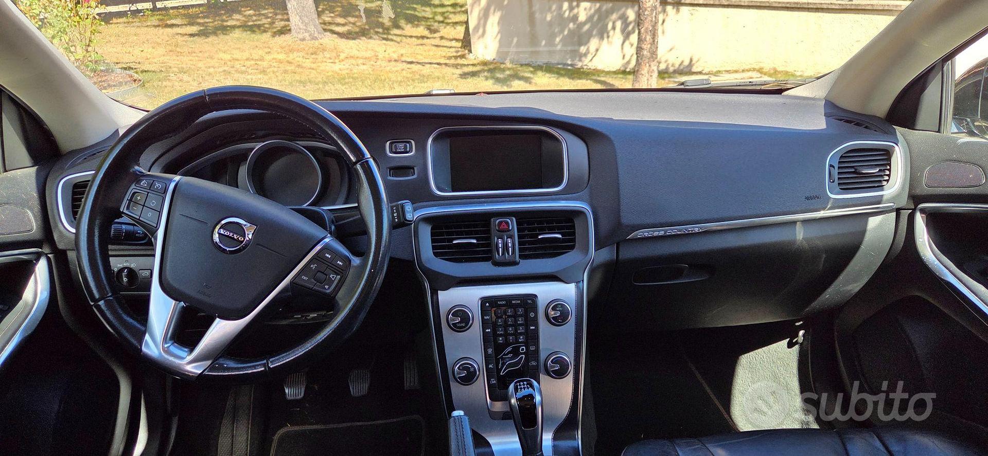 Volvo V40 2016 photo 4