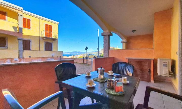 MONOLOCALE A CASTELSARDO