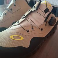 Scarpe Oakley