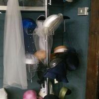 ESPOSITORE CAPPELLI SPOSA /ELEGANTI