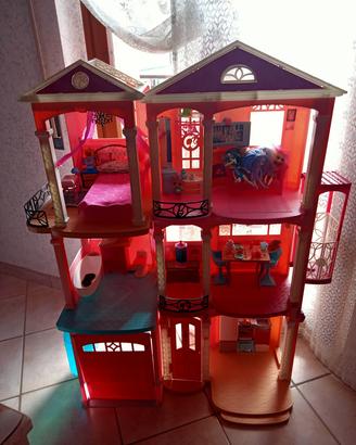 giochi /casa delle Barbie