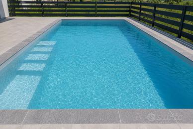 Piscina interrata a sfioro