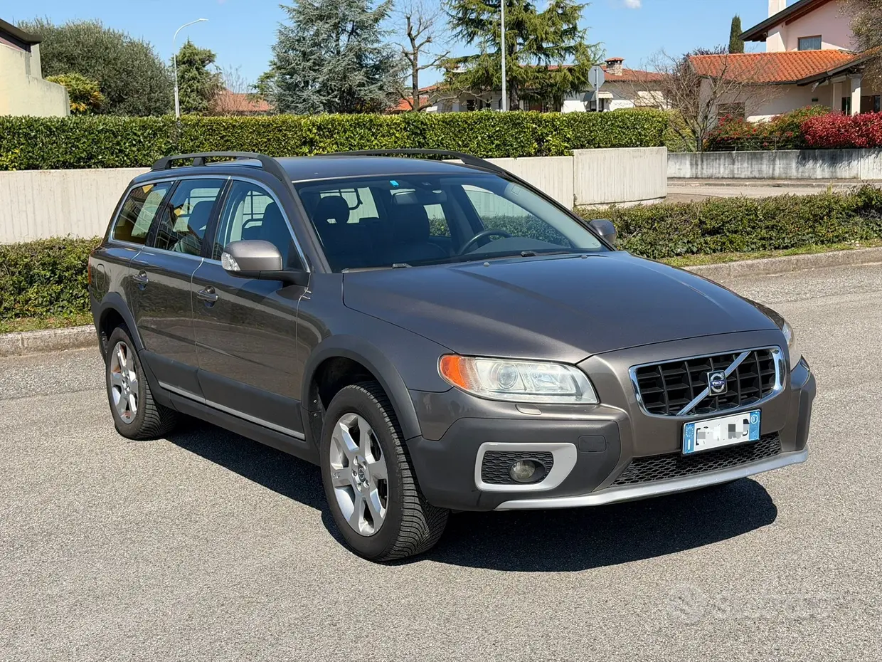 Volvo XC70 (2007-2017)