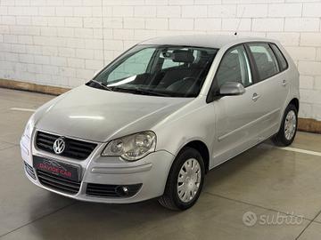 Volkswagen Polo 1.4/75CV 16V 5p. Sportline
