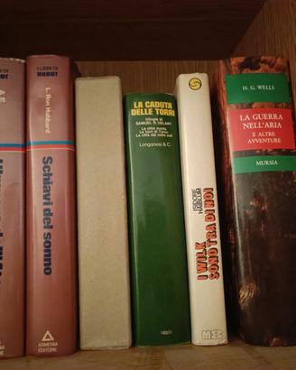 Volumi cartonati fantascienza editori vari